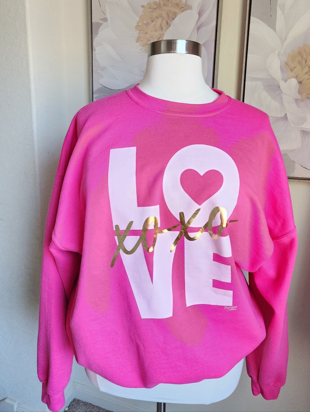 Gildan Bright Hot Pink Crewneck with White LOVE and Gold XOXO